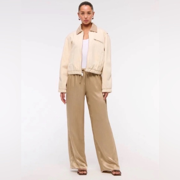 A&F Gold Metallic Pleated Wide Leg Pants L | Holiday Party NYE Outfit - Picture 2 of 13